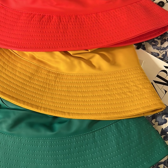Zara Water Repellent Bucket Hat Size Medium Green - Picture 10 of 10